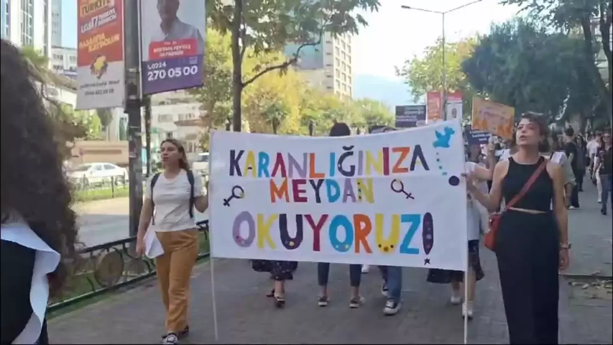 Bursa’da Laiklik Mitingi