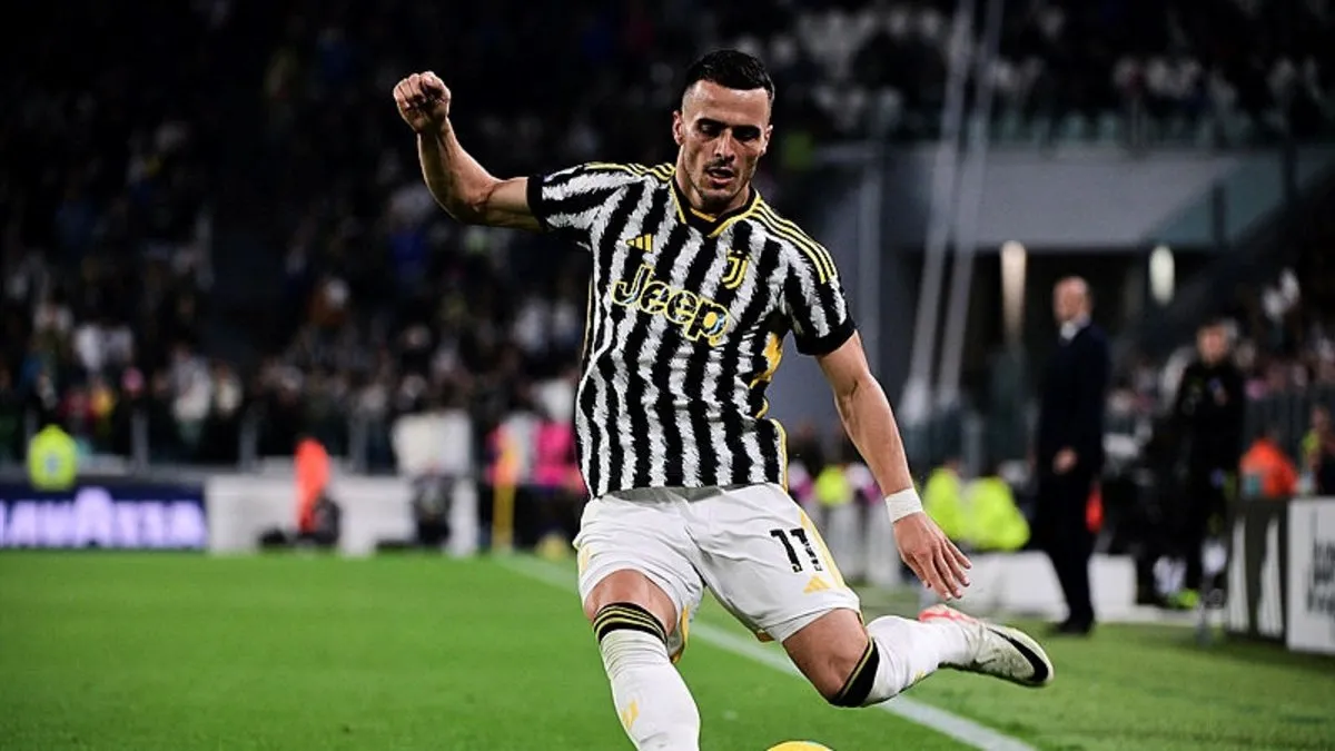 SON DAKİKA: Fenerbahçe, Filip Kostic transferini açıkladı