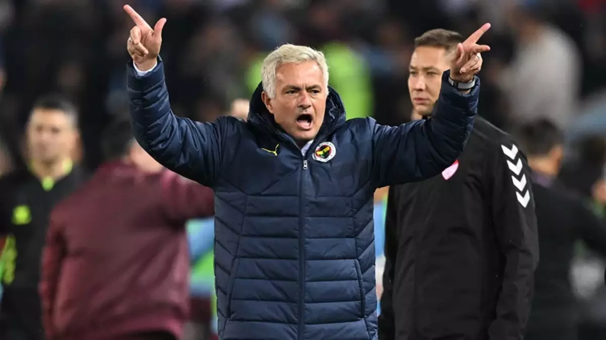 Jose Mourinho’nun cezası belli oldu