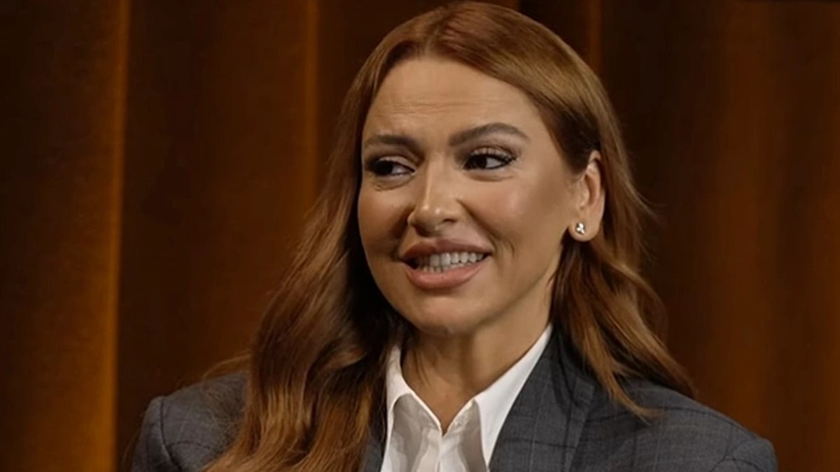 Demet Akalın ile Ebru Gündeş buluştu: “En çok özlenenle kavuştuk”