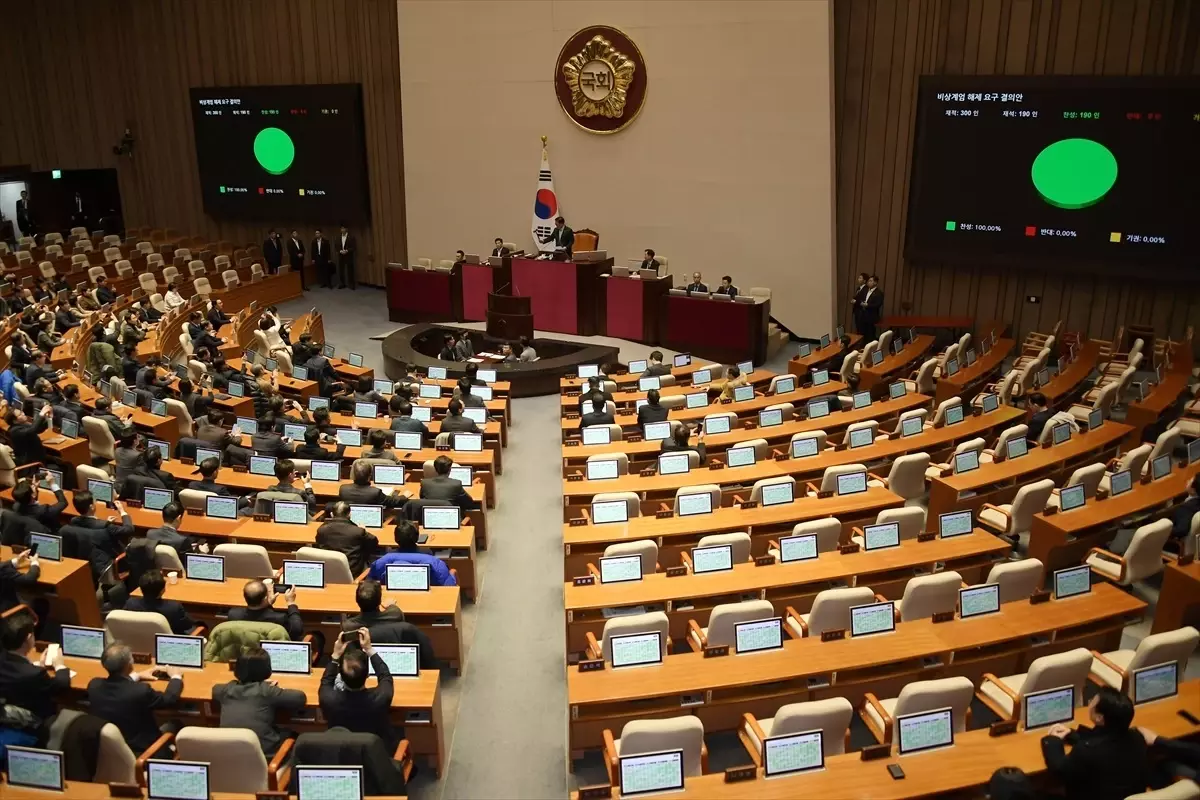 Güney Kore’de Sıkıyönetim Kaldırıldı