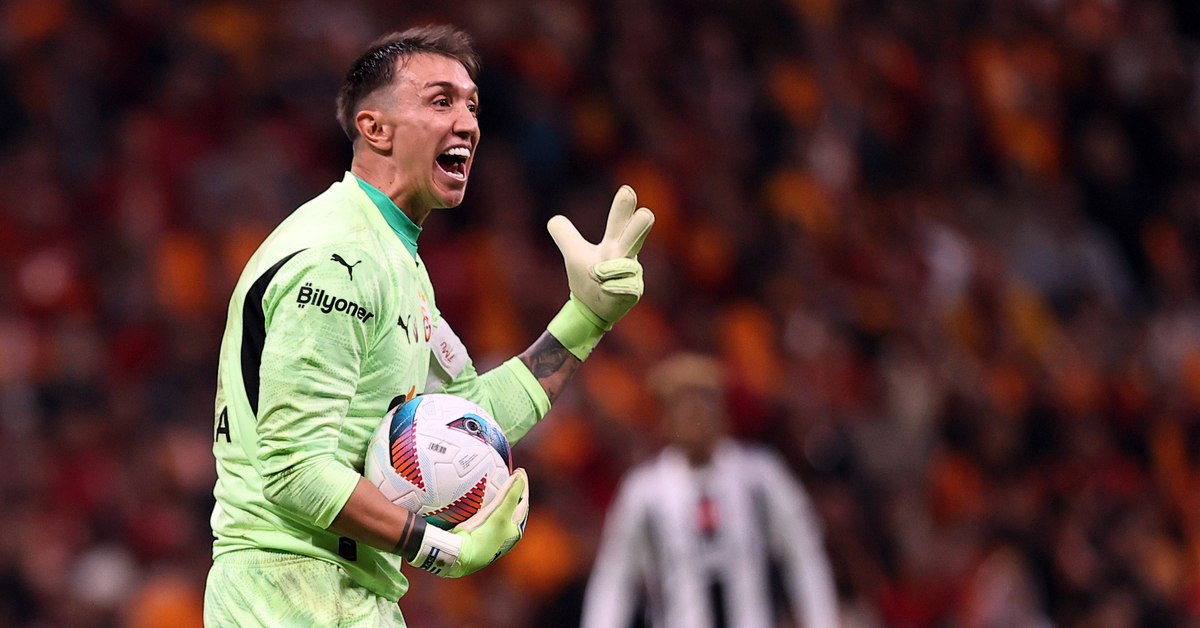 Ne oldu sana Muslera!