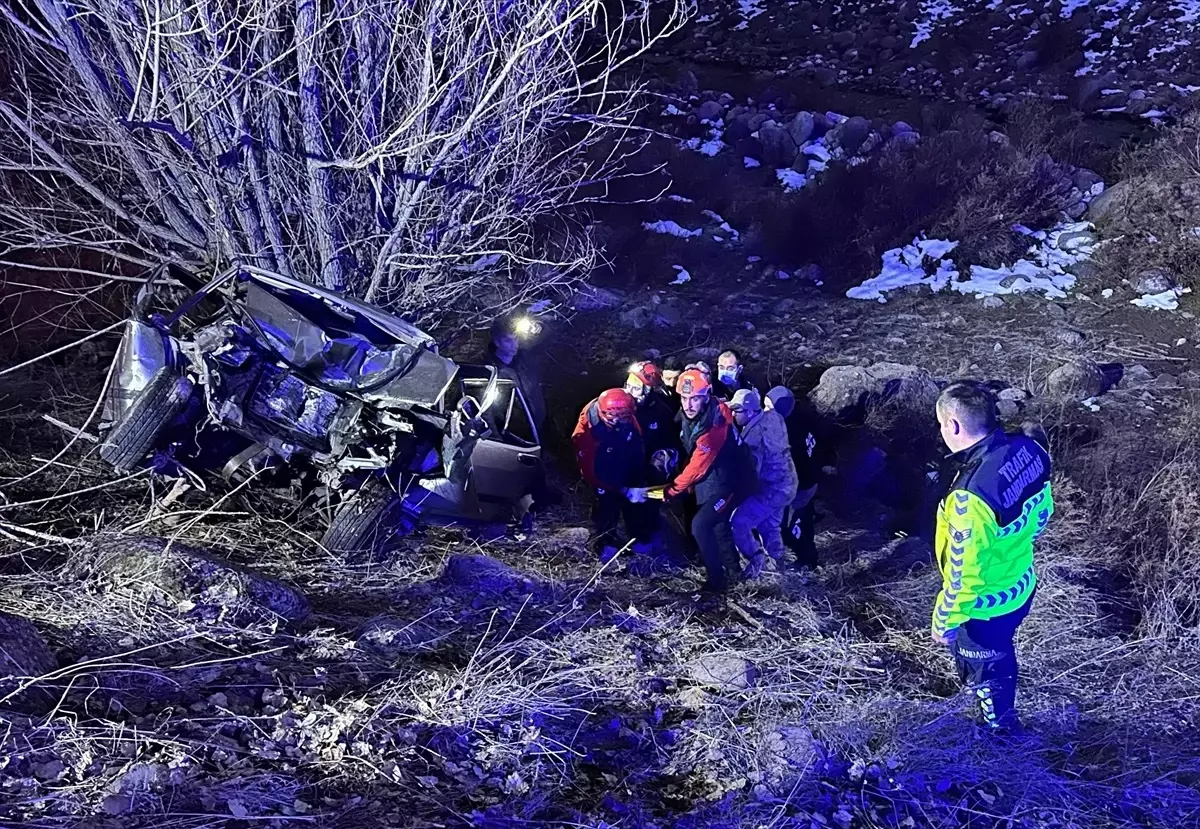 Tunceli’de Kaza: Sürücü Kurtarıldı