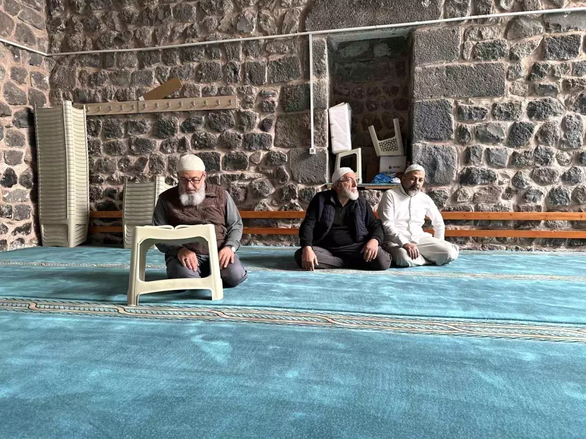 Kayseri’de Hacı Kılıç Camii’nde İtikaf Coşkusu